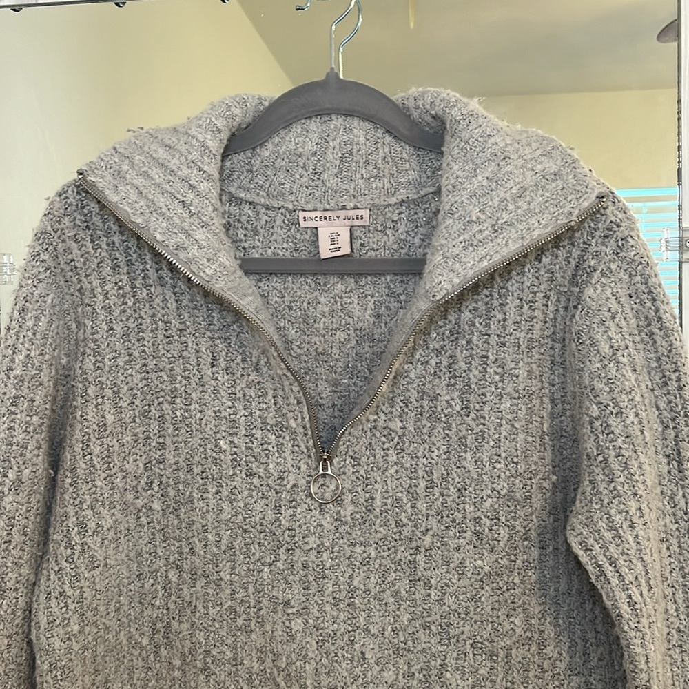 Gray Pullover - Picture 3 of 6